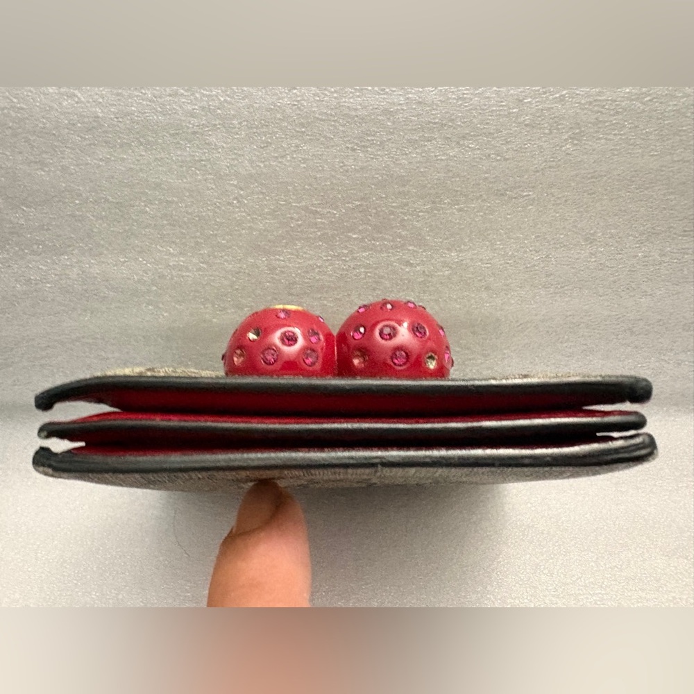 Gucci GG Supreme Cherry Wallet 476050.1147 • Crystal Cherry Motif Discontinued - Picture 4 of 13
